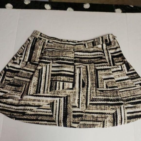 A.n.a Geometrical Print Full Petite Large boho skirt - Picture 6 of 7